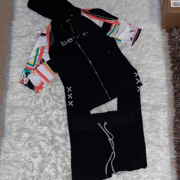 BEBE XS JACKET & LEGGING SET WORN ONCE.